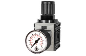 Druckregler mit durchgehender Druckversorgung, Standardmanometer